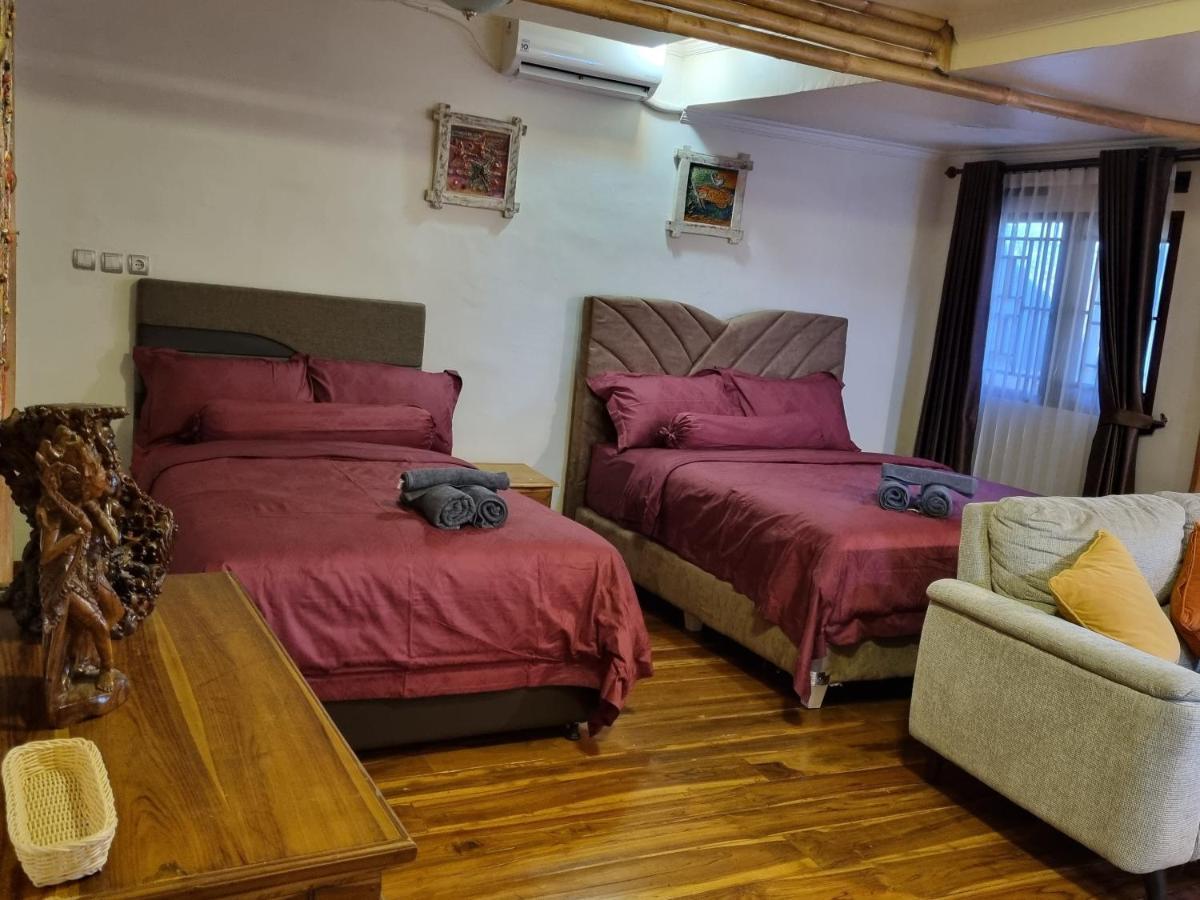 Suci'S Friendly Apartments Mataram Esterno foto