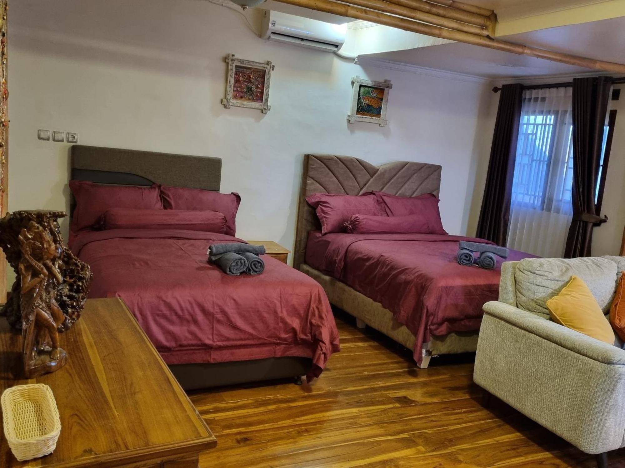 Suci'S Friendly Apartments Mataram Esterno foto